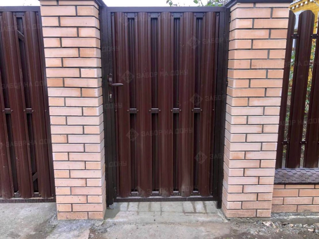 Калитка из евроштакетника  в Горячем Ключе